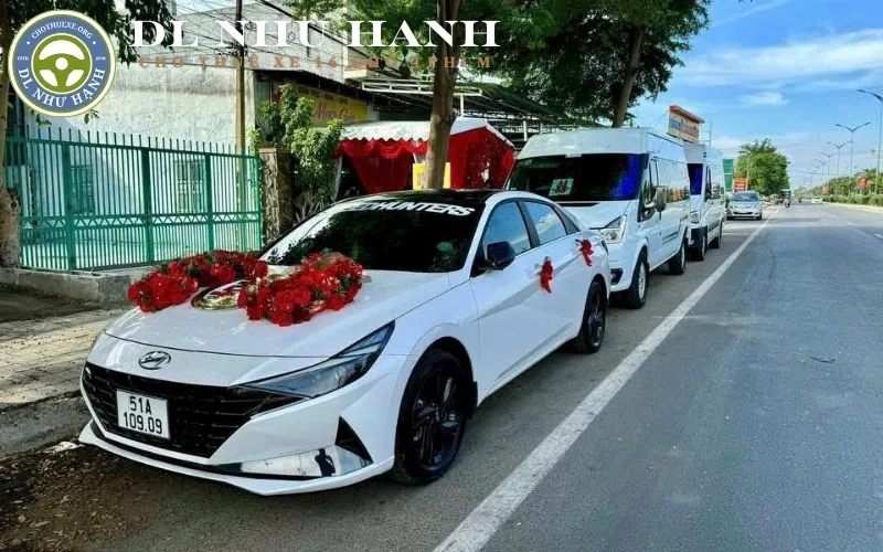 Thuê xe 16 chỗ đám cưới