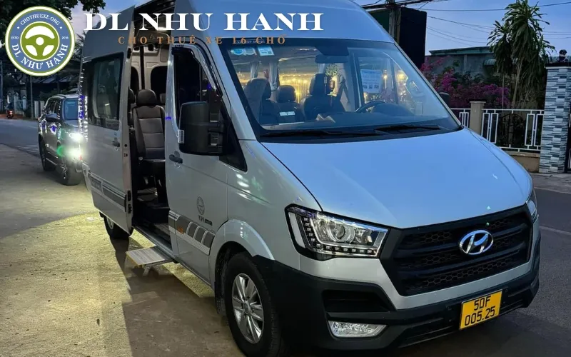 dl-nhu-hanh-chuyen-cho-thue-xe-16-cho-dua-don-san-bay DL Như Hạnh chuyên cho thuê xe 16 chỗ đưa đón sân bay